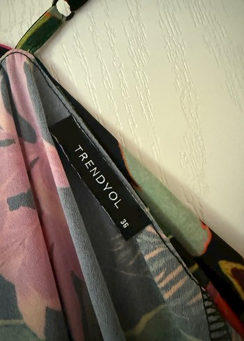 Çiçek Desenli Bohem Uzun Askılı Elbise - Görsel 3