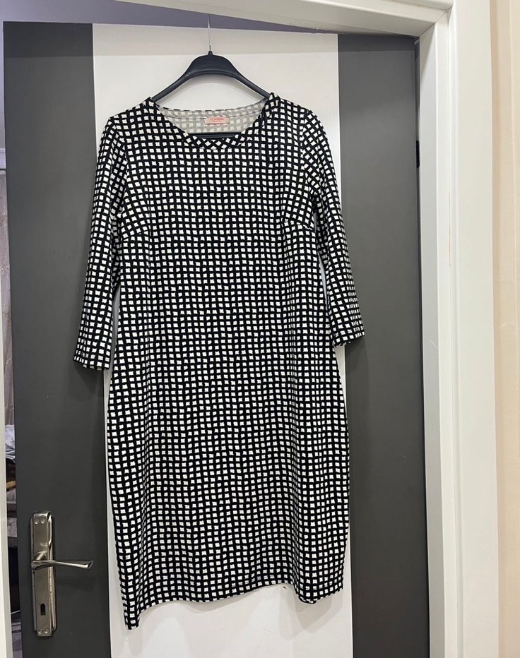 Siyah Gri Kareli Midi Elbise-Tesettür Tunik - Görsel 3