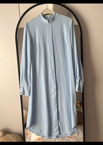 Uzun Kollu Mavi Saten Tunik-Tesettür Gönkej - Görsel 3