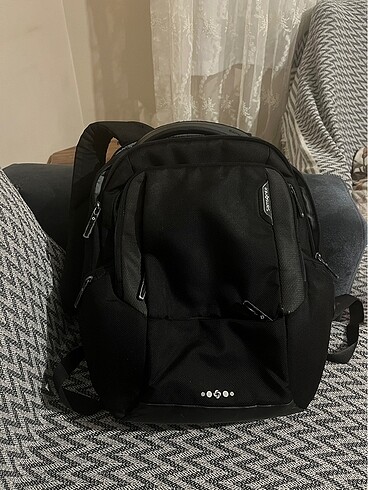 Samsonite bilgisayar çantası