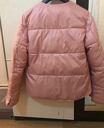 Mango Mango pembe şişme mont