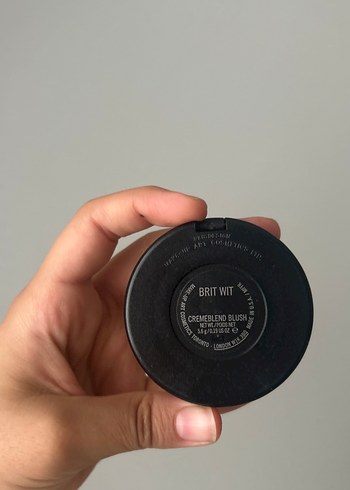 Beden MAC Açık Bej Allık