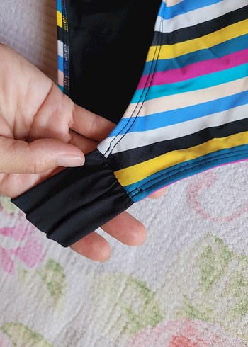 m Beden Çok Renkli Çizgili Bikini Altı