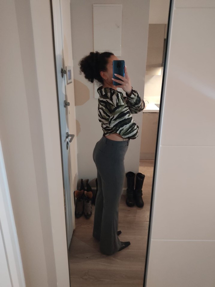 Düğmeli Gri İspanyol Kumaş Pantolon - Görsel 4