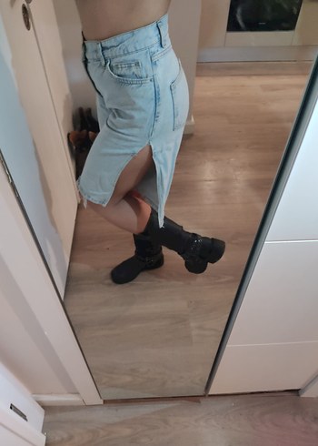 Denim Kadın midi boy yırtmaçlı Kot Şort - Görsel 2