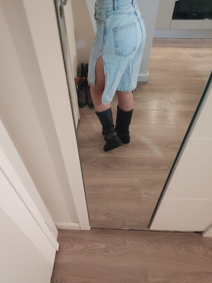 Denim Kadın midi boy yırtmaçlı Kot Şort - Görsel 3