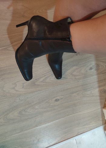 Klasik Kahverengi Deri Stiletto Kadın Bot - Görsel 3