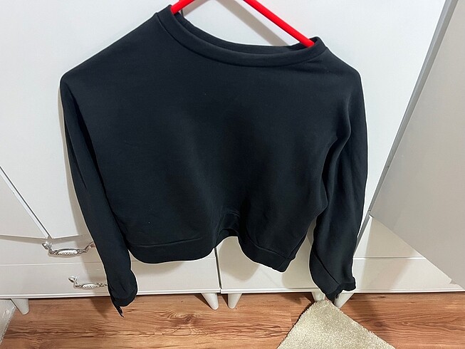 Püsküllü sweat
