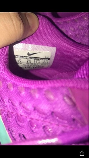 37,5 Beden Nike bayan spor ayakkabı