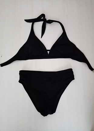 Siyah bikini 