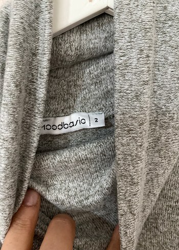 Gri Boğazlı Nakışlı Kadın Triko - Görsel 3