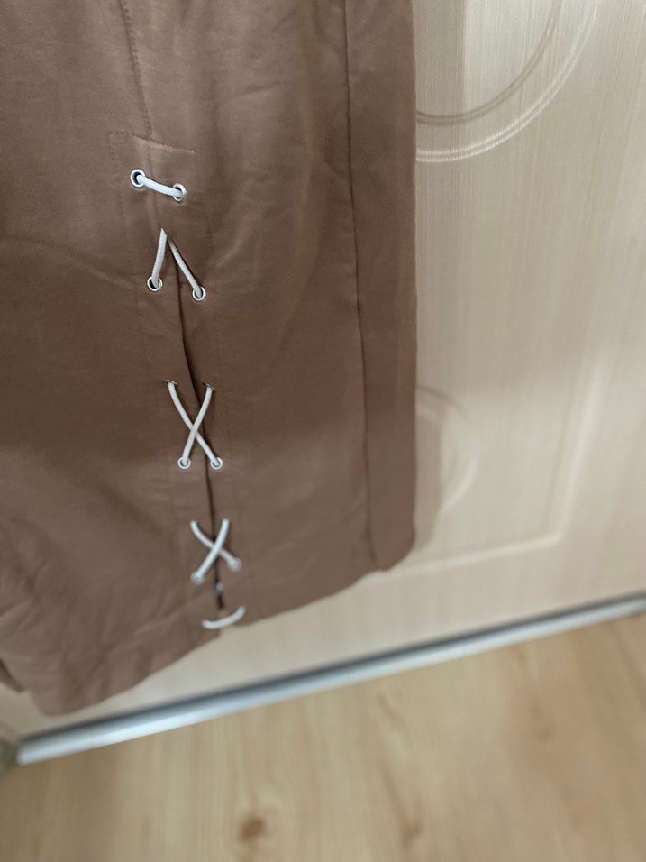 Bej Uzun Kollu Keten Elbise - Görsel 2