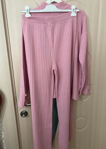 Pembe Uzun Kollu Boğazlı Kadın Triko takım - Görsel 4