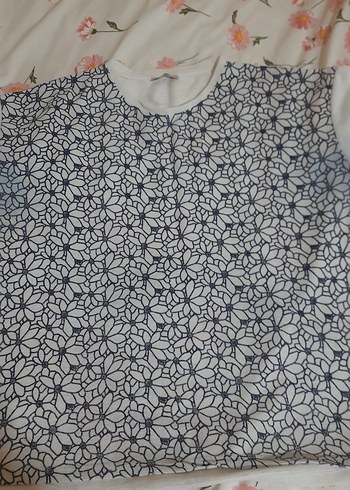 Dantel Detaylı Desenli Hamile Tişörtü - Görsel 2