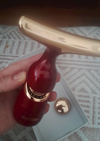 sıkılastirici yüz masaj aleti.titresimli .pil ile calismaktadir - Görsel 2