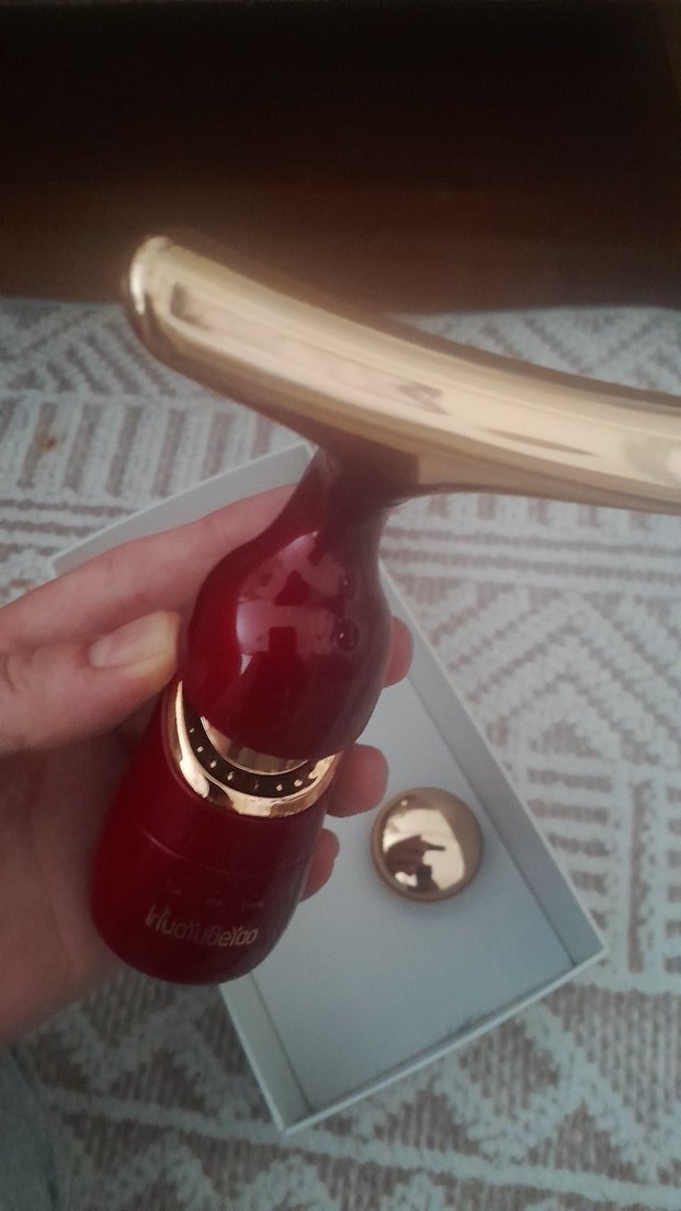 sıkılastirici yüz masaj aleti.titresimli .pil ile calismaktadir - Görsel 2