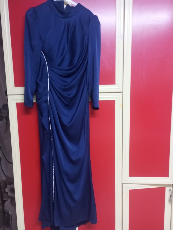 Mavi Drapeli Uzun Kollu Abiye Elbise - Görsel 3