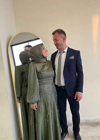 Drapeli Uzun Kollu Haki Tesettür Nişan Elbisesi - Görsel 2