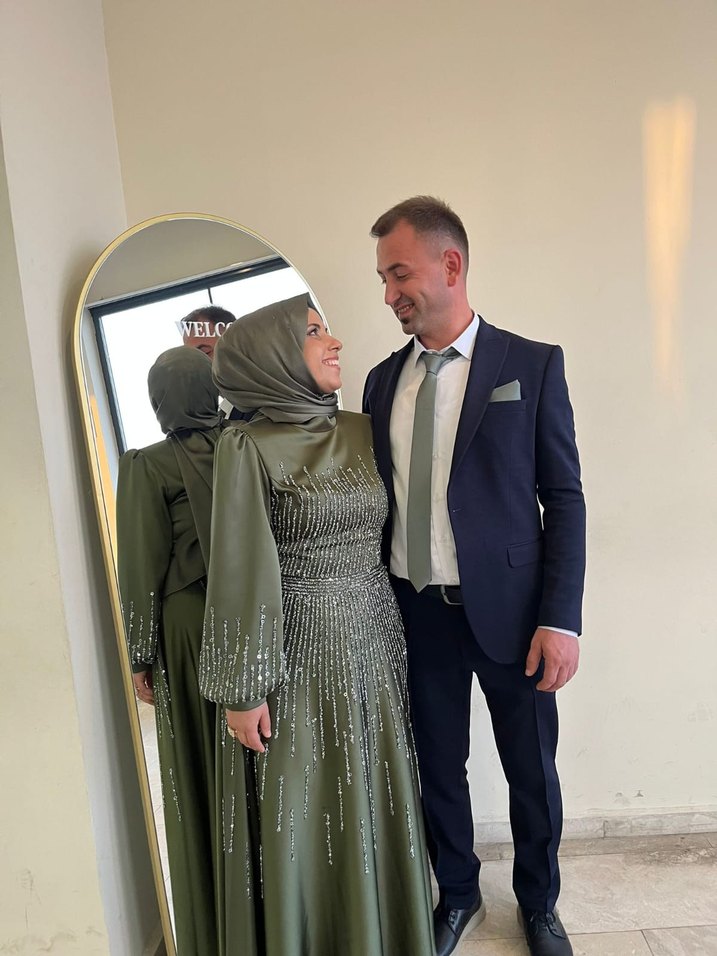 Drapeli Uzun Kollu Haki Tesettür Nişan Elbisesi - Görsel 2