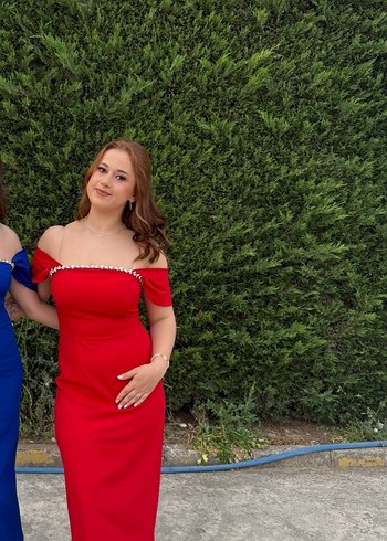 Kırmızı Straplez Midi Abiye - Görsel 3