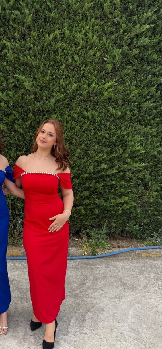 Kırmızı Straplez Midi Abiye - Görsel 3