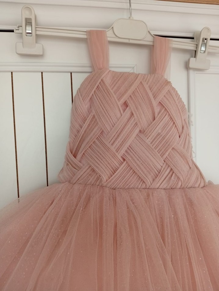 Klasik Pileli Pembe Kız Elbisesi - Görsel 2