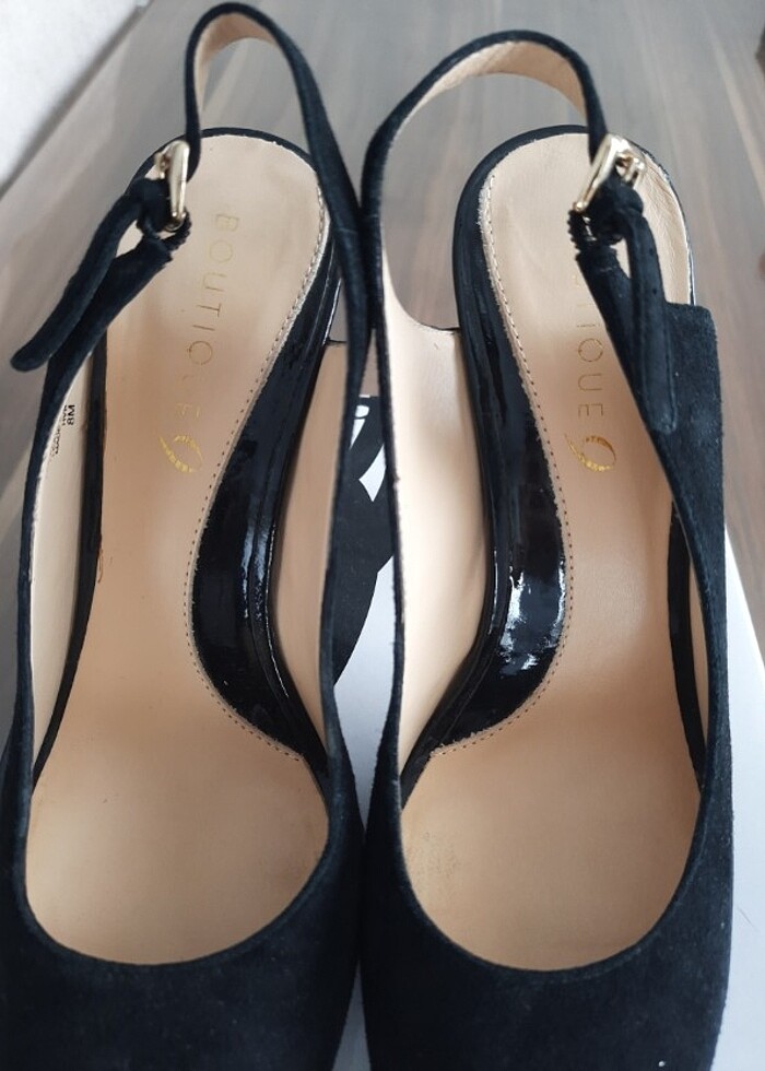 sıfır ayarında yüksek topuklu ayakkabı - Görsel 3