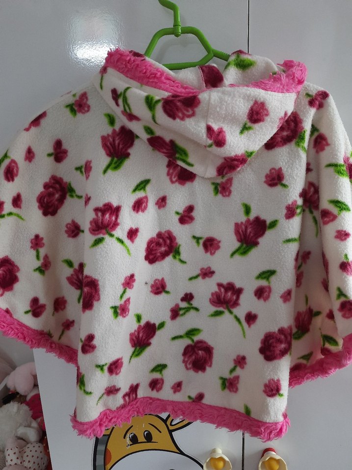 Kız Çocuk Pembe Çiçekli Fırfırlı Panço - Görsel 5