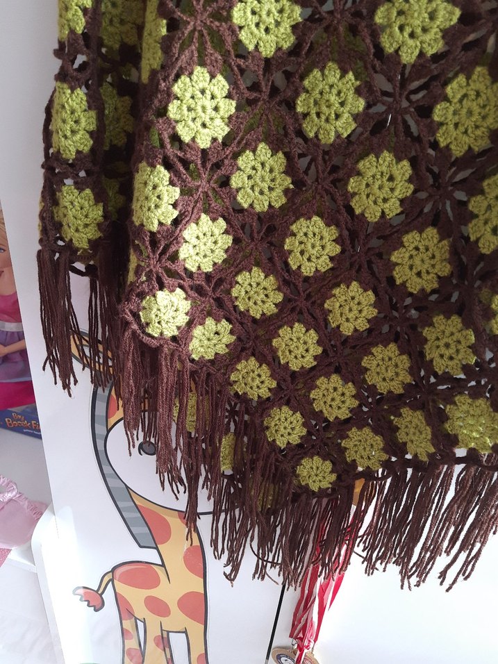 Kız Çocuk Örgü Bohem Püsküllü Panço - Görsel 3