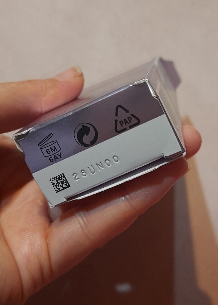 Loreal paris kırışıklık karşıtı orjinal - Görsel 3