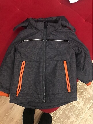 H&M Hm marka 4-5 yaş çocuk montu temiz