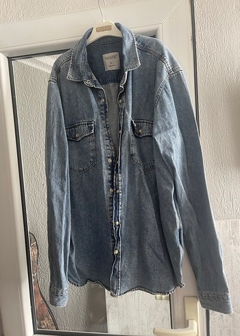 Düğmeli Mavi Denim Kadın gömlek - Görsel 3