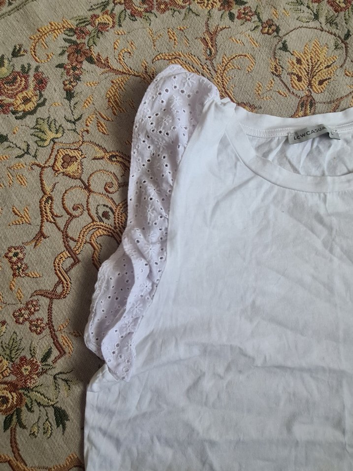 Kısa Kollu Beyaz Kadın tşhirt - Görsel 5