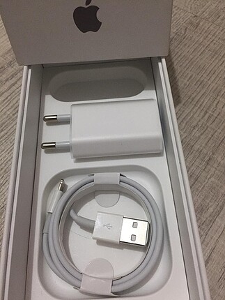 iPhone Şarj Adaptörü ve Kablosu
