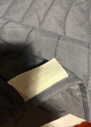 Gri Düz Desenli Yatak Örtüsü - Görsel 3