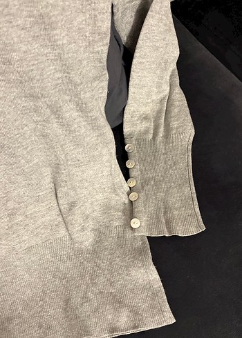 Gri V Yaka Kadın Kazak - Görsel 4