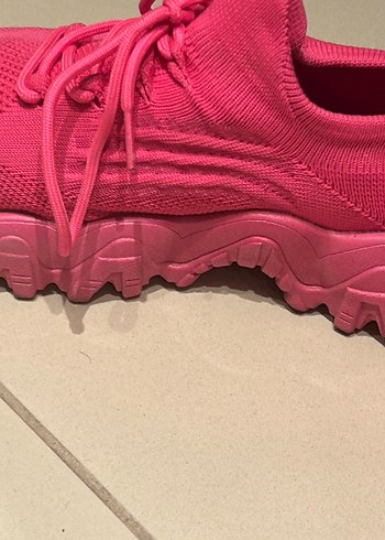 Pembe Elastik Bağcıklı ayakkabı - Görsel 5