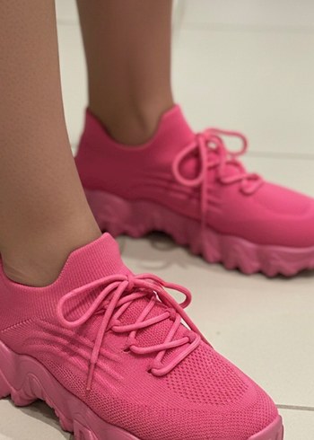 Pembe Elastik Bağcıklı ayakkabı - Görsel 2