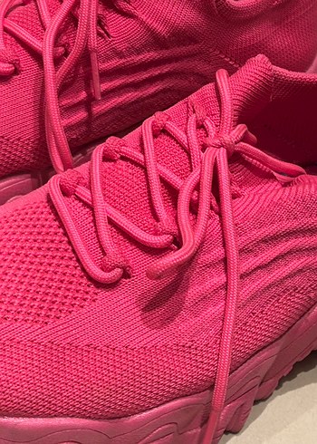 Pembe Elastik Bağcıklı ayakkabı - Görsel 3