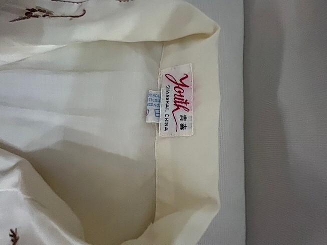 Diğer Geleneksel Çin desenli , krem renkli sıfır pijama takım