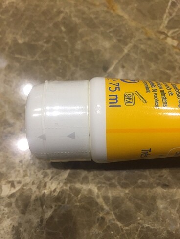 Beden Renk Mustela 50+spf güneş kremi