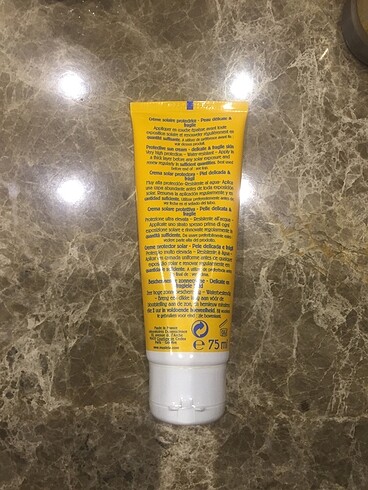 Mustela Mustela 50+spf güneş kremi