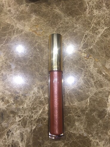 Este Lauder lip gloss