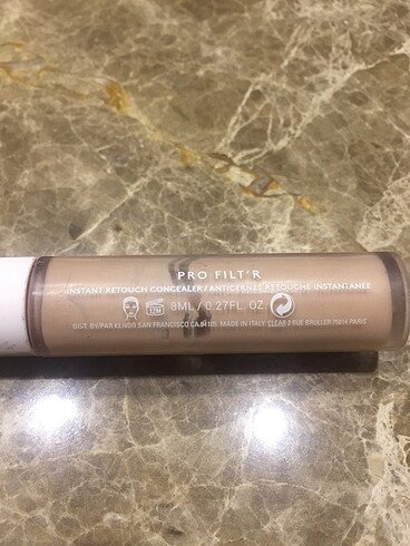  Beden FENTY BEAUTY concealer