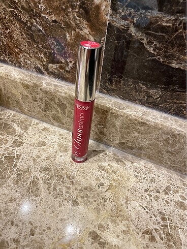 Beden Deborah lip gloss
