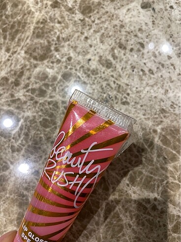 Beden Renk Victoria?s Secret lip gloss