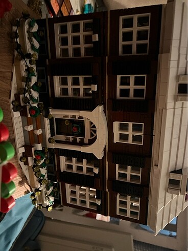  Beden 21330 Home Alone Lego Evde Tek Başına
