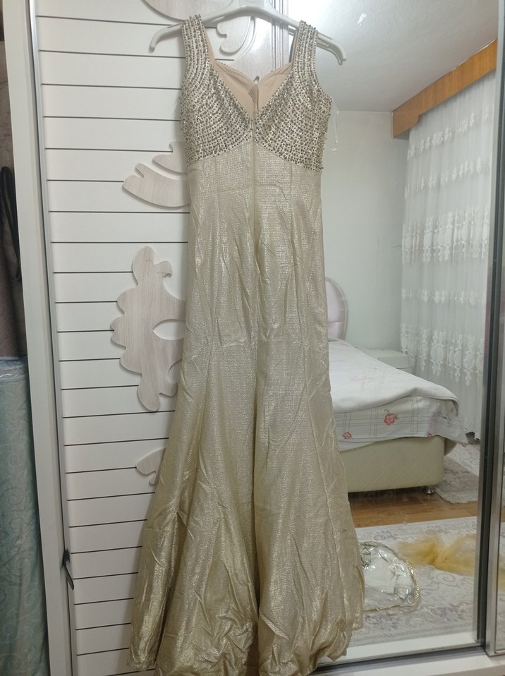 Beyaz Payetli Midi Gece Elbisesi - Görsel 4