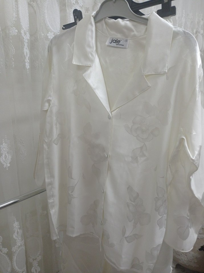 Diger Beyaz Uzun Kadın Pijama Takımı saten - Görsel 3