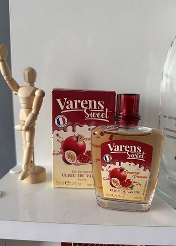 Diğer Ulric de Varens Sweet Grenade Passion Kadın Parfümü 50 ml